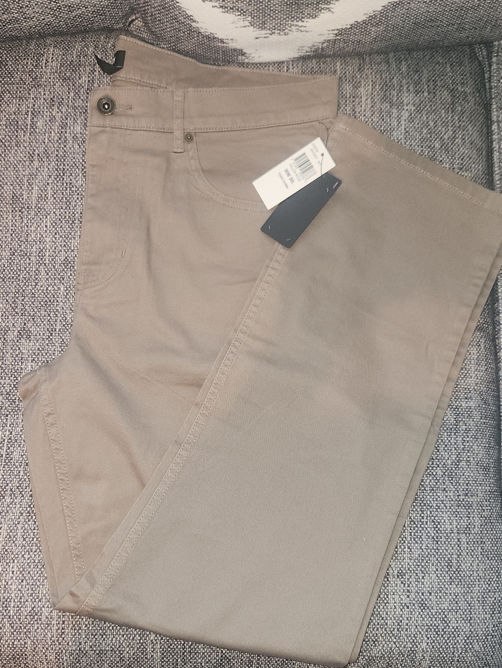 DKNY Men's Chino Pants in Light Khaki